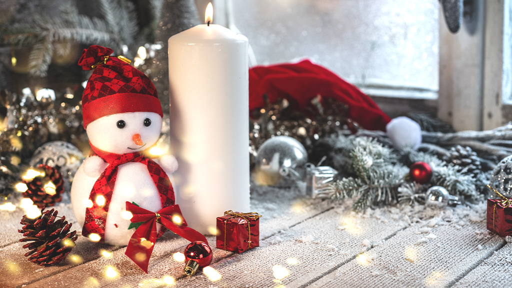 スノーマンとキャンドル