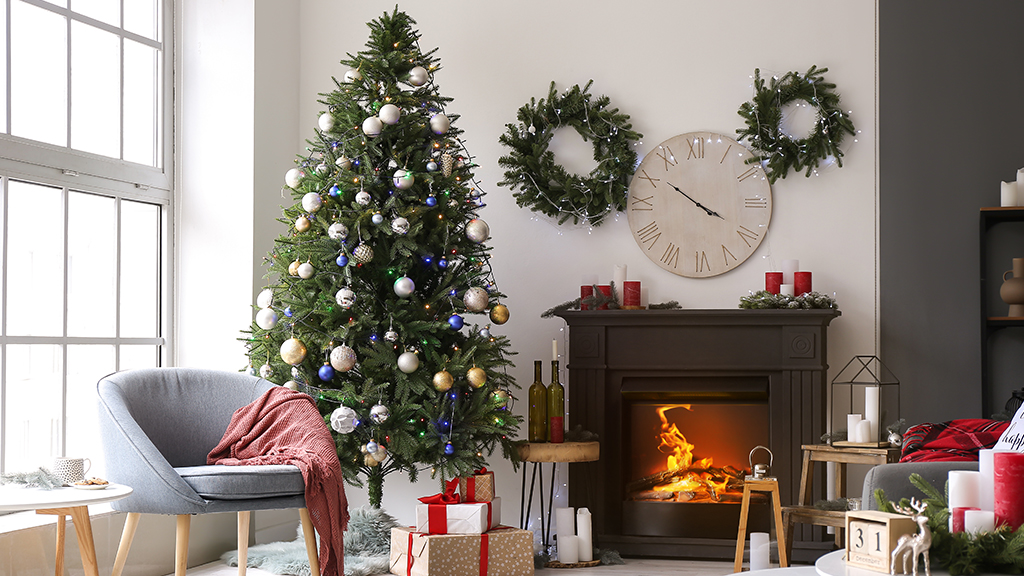 クリスマスツリーとディスプレイ